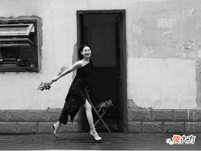 【就爱时尚】明星红黑榜：俞飞鸿僵成这样，怪谁？