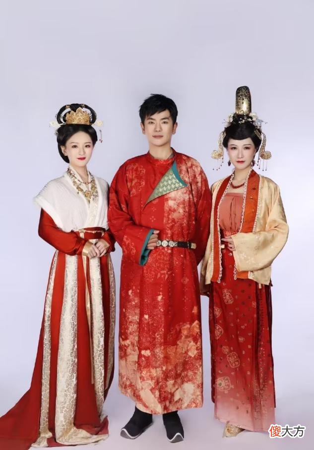 【就爱时尚】汉服美到“央视”去了，中国传统服饰的古典之美，真不是盖的！