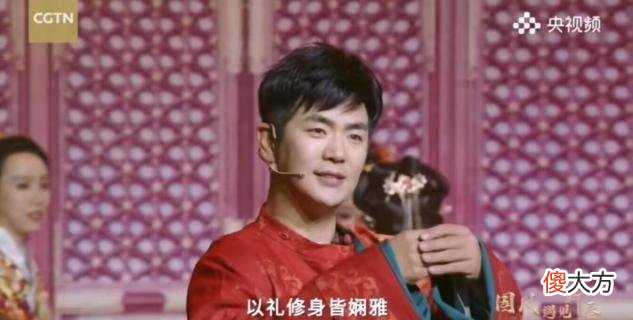 【就爱时尚】汉服美到“央视”去了，中国传统服饰的古典之美，真不是盖的！