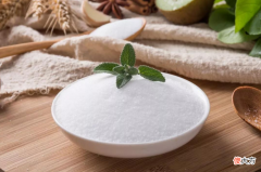 有人说不让婴幼儿吃盐是伪科学，是真的吗？