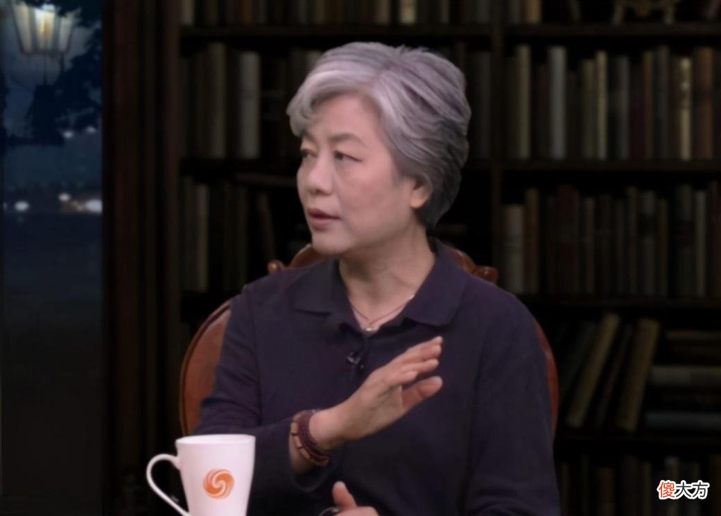 清华校长提醒：每天晚上对娃说这4句话，让孩子长大后更有出息