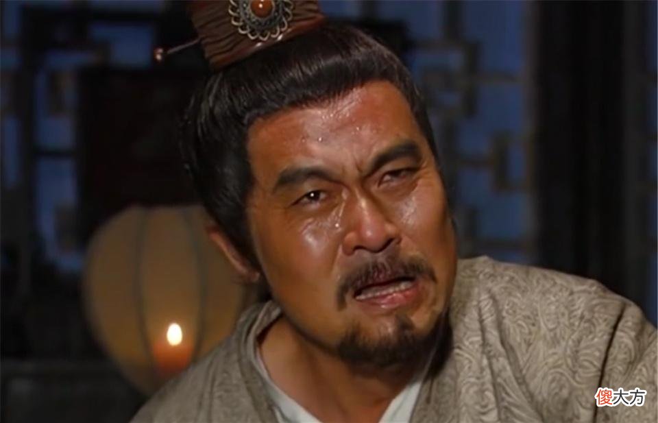 【爱历史】朱元璋大肆诛杀开国元勋，汤和是怎么躲过朱元璋的屠刀，最后得以善终？