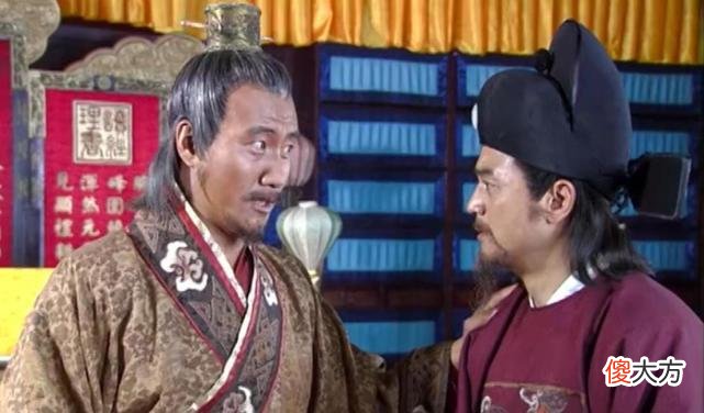 【爱历史】朱元璋大肆诛杀开国元勋，汤和是怎么躲过朱元璋的屠刀，最后得以善终？