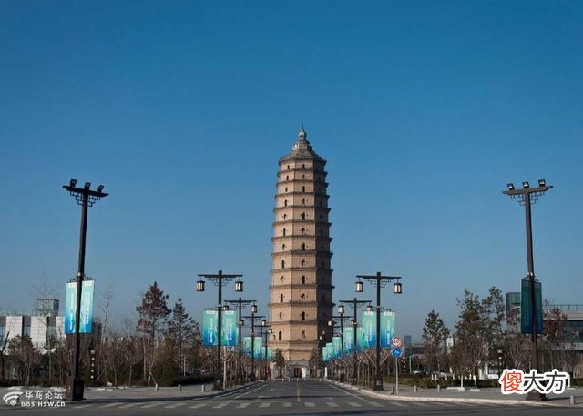 揭秘佛像伸手接住12层掉下的小女孩事件背后。