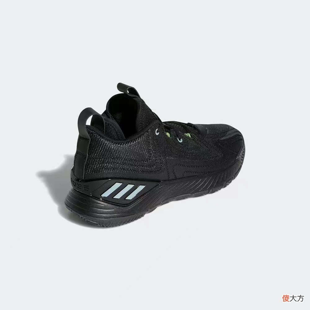【时尚一点】Adidas D Rose Son of Chi二代“黑武士”配色曝光！配色拯救颜值