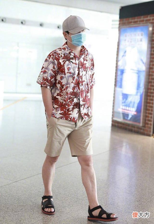 【就爱时尚】娱乐圈男神们穿大裤衩,沈腾发福,朱一龙老气,