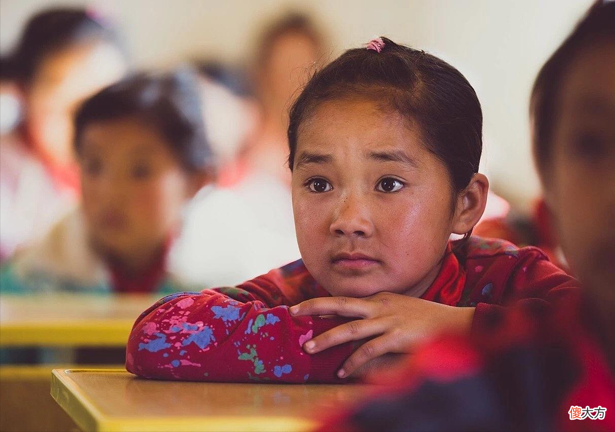 “妈妈，老师又骂我”孩子哽咽道，这位妈妈的回答堪称人生教科书
