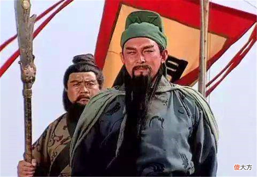 【爱历史】《三国演义》中，文丑和赵云打成平手，为何战不三合就被关羽斩杀