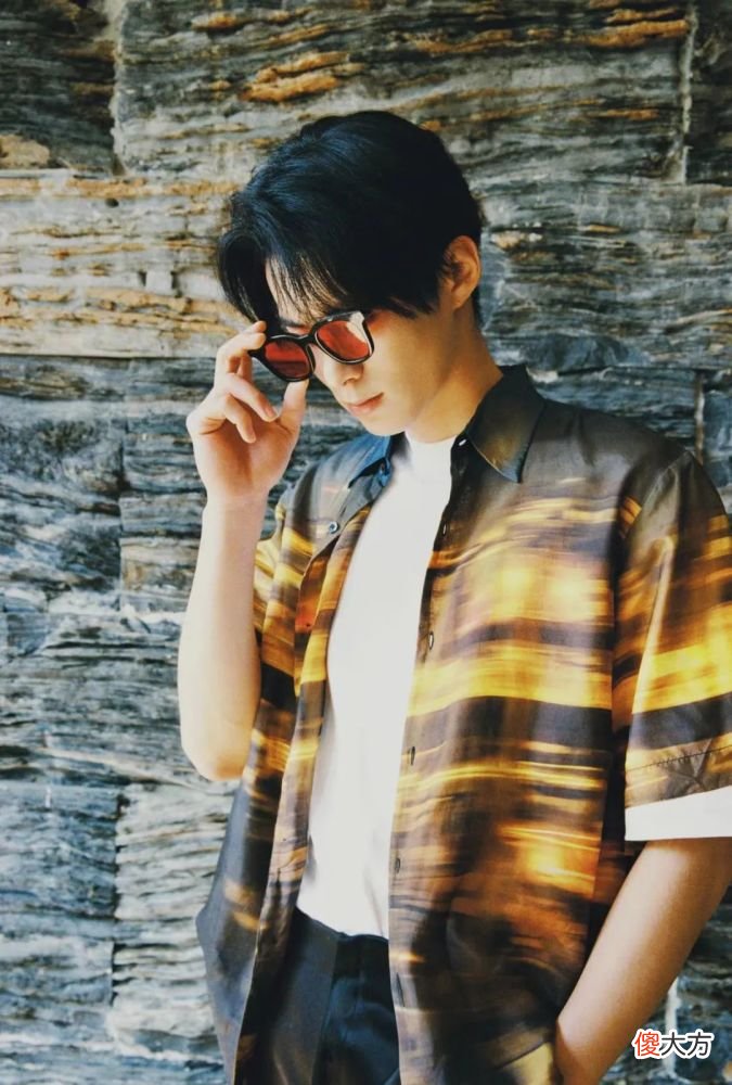 【时尚一点】月尊下线，但弟弟们的“花活”可以冲！