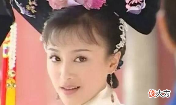 【爱历史】令妃在皇帝盛宠香妃时说的一句话暴露野心，这才是皇宫中的女人！