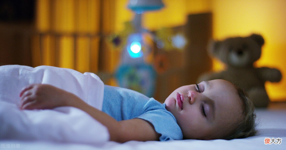 孩子在这2个“黄金时间”睡觉，大脑发育快，还容易长高