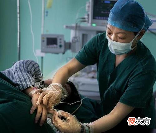 产妇进产房前需要带哪些东西？没那么复杂，只有两个“必需品”
