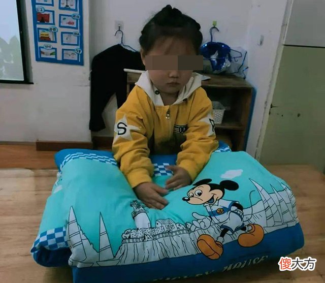 养育孩子时，父母“忍住”三件事，培养出的娃自律又出息