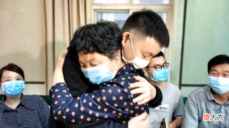 杜新枝再一次发声，3个细节互相矛盾：我才是该被同情的母亲