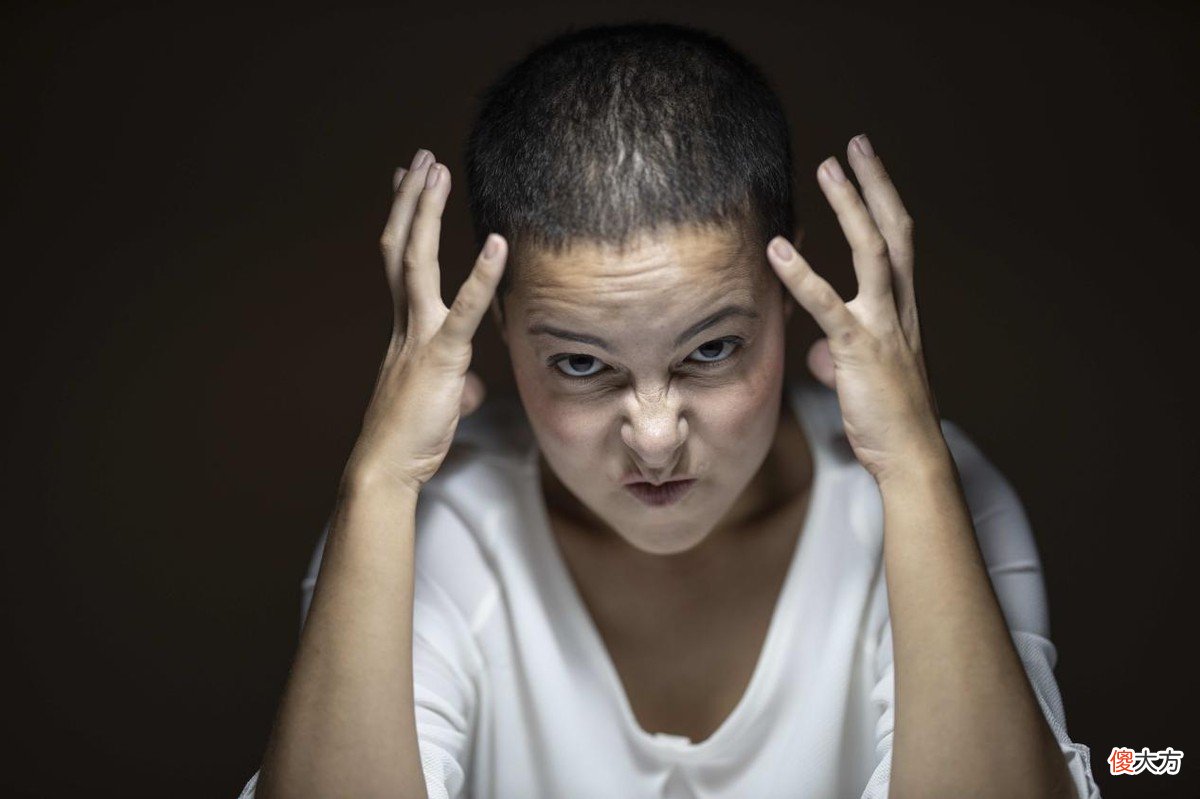 老年人的困局：小心翼翼才能换来子女照顾，刁钻强势就会被嫌弃