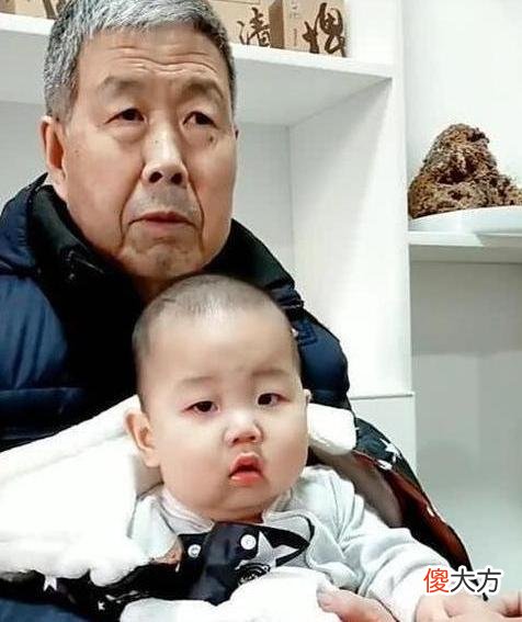 怀孕时日防夜防，终究是没逃过，网友：隔代遗传真强大