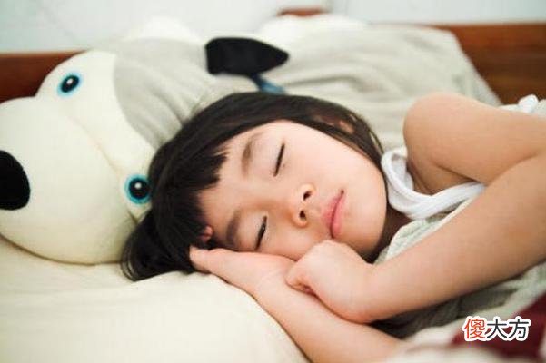 怀孕时日防夜防，终究是没逃过，网友：隔代遗传真强大