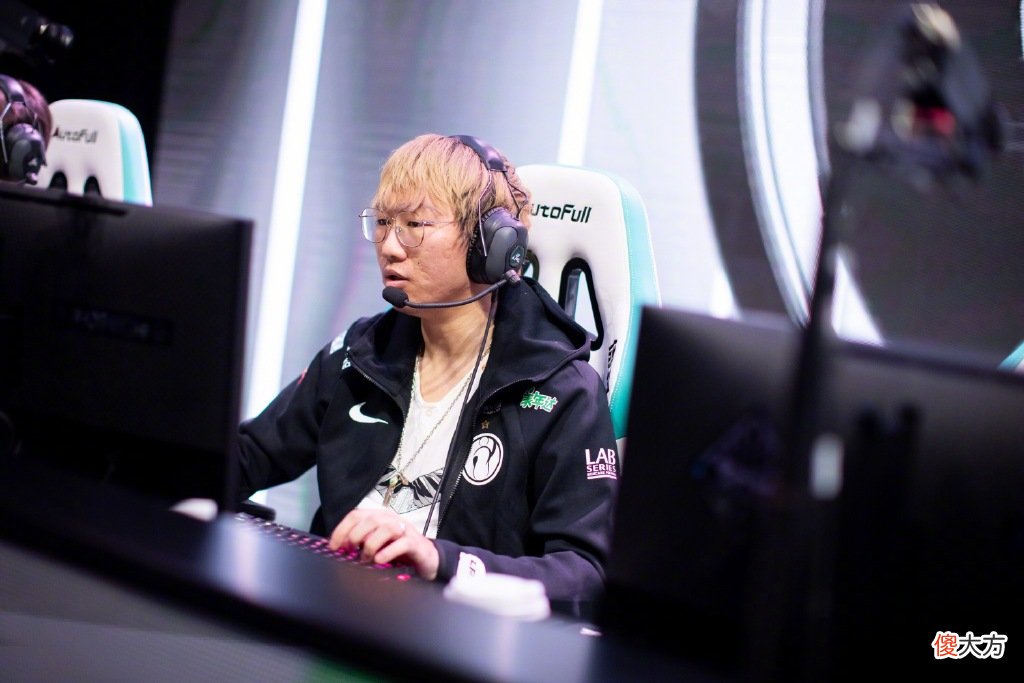 【游戏世界】两支世界冠军迎来生死战！IG需做好BP，FPX受困于版本