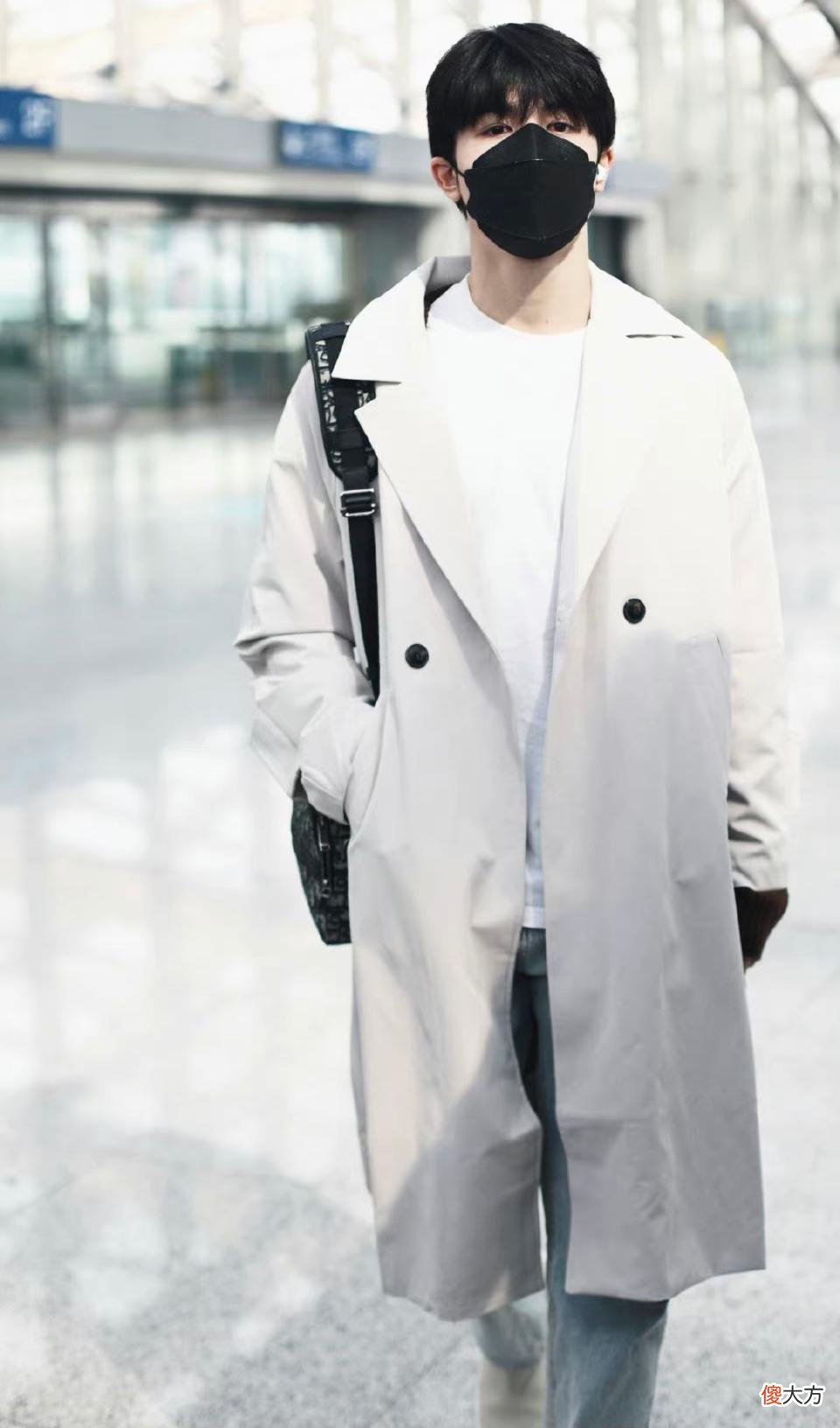 【就爱时尚】男士的秋季，都需要一件走路带风的风衣，都帮你们选好了