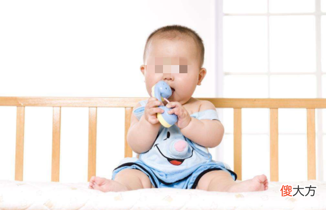 宝宝几个月可以练习独坐?一般不早于这个时间,容易影响身体发育