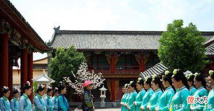 【爱历史】清朝灭亡后，宫女找不到好归宿，只因丧失了身为女人的基本能力！