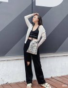 【时尚一点】运动凉鞋和分趾鞋之前都有和仙女们分享过，但小脏鞋还没讲过