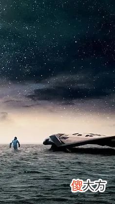 【时尚一点】2022科技未来概念怎么穿到生活中｜看片说搭配