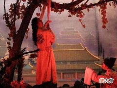 【历史故事】为何说从政治上来看，崇祯自己做得很失败