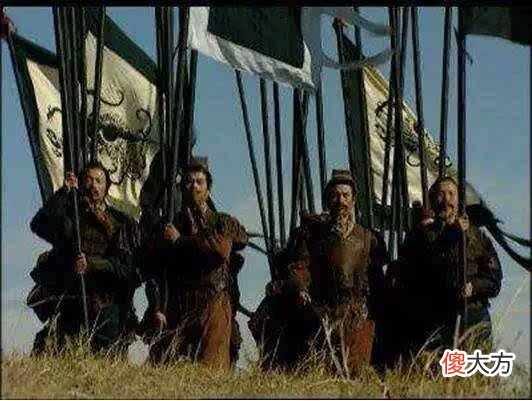 【历史故事】秦始皇在落后的条件下，能动用数十万大军，消灭楚国、南越、匈奴