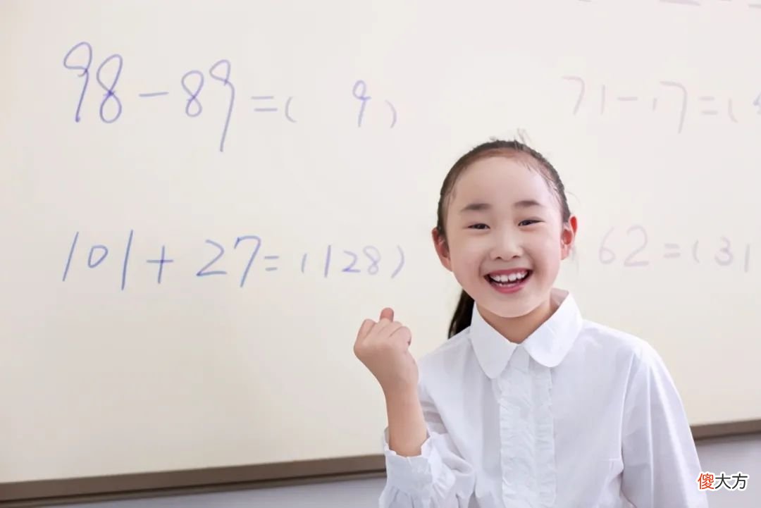 孩子过度关注别人的评价，并不是件好事，父母要做好早期教育