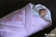 冬天就要“裹粽子”了？预防捂热综合症，家长要做好这4件事