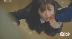 韩剧《顶楼》：如果露娜自己从楼上摔下死了，你会感觉惋惜吗？