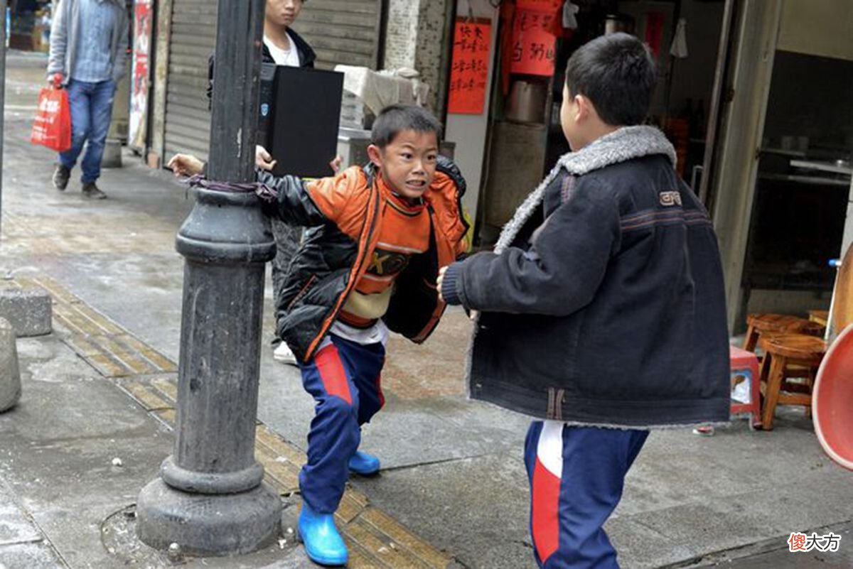 老实人都有哪些特点?如何不把孩子养成人人可欺的“老实人”?