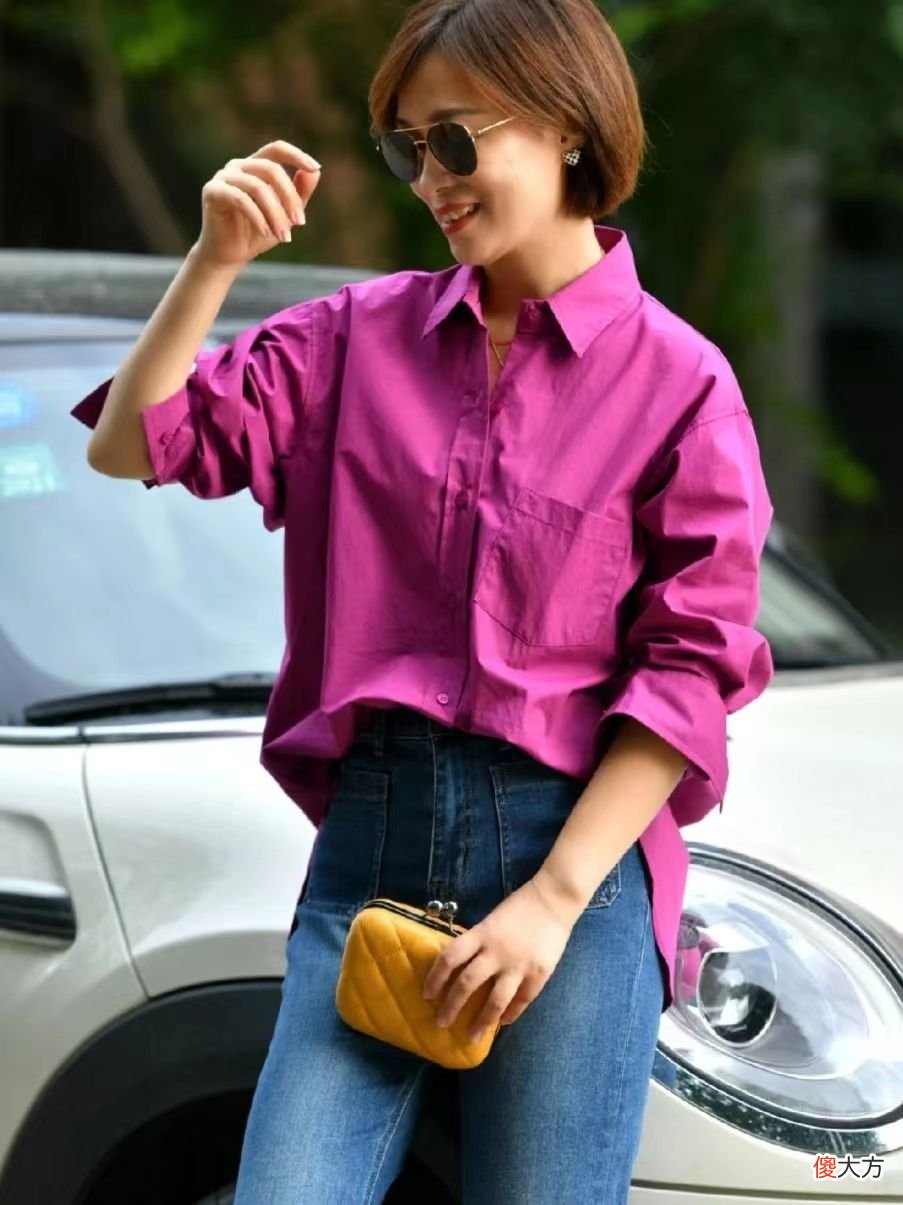 【时尚一点】女人过了50岁穿衣一定不能显俗气，学学这位妈妈，既优雅又不显老