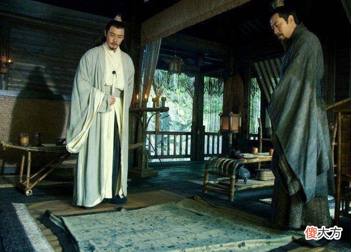 【历史故事】诸葛亮一生最完美的计策！帮助一个流寇当上皇帝