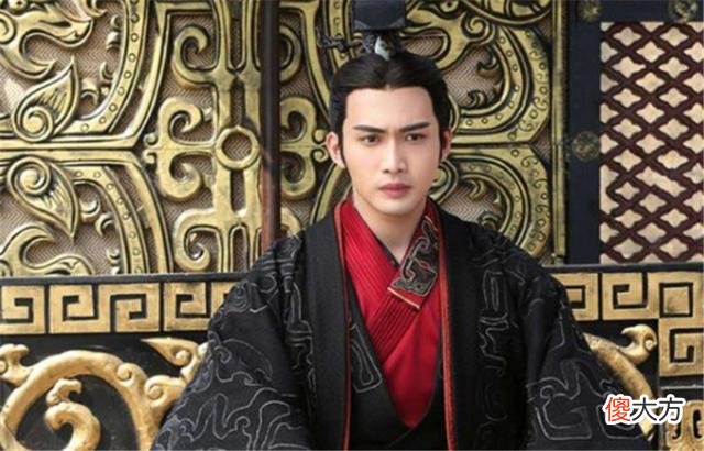 【爱历史】王翦为何能为秦始皇扫平六国？除了打仗勇猛，还有一方面更厉害