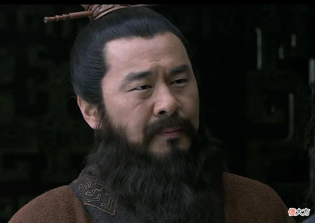 【爱历史】三国里刘备为什么没有第一个称帝？是不想，还是不敢