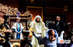 【历史故事】丧夫后，她又连生三子，从此诞生一闻名世界的家族，名字听着耳熟