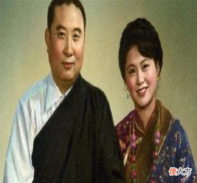 【爱历史】李洁：外公是开国上将，作为校花想给活佛说媒，结果却被活佛看上