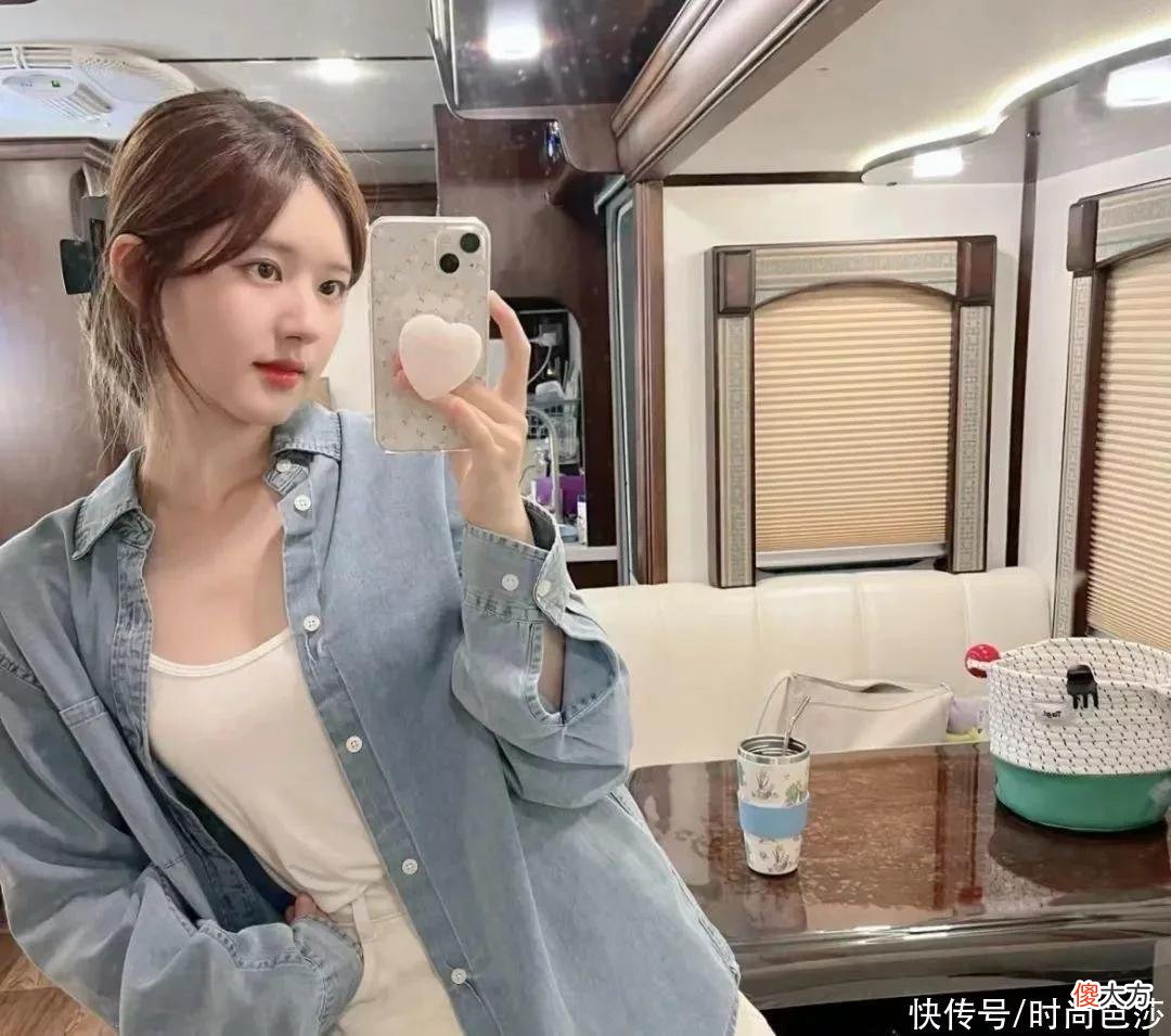 【时尚一点】牛仔裤要怎么穿，才能摆脱路人感？