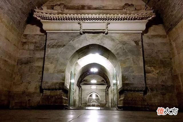 【爱历史】万历皇帝为何28年不上朝?考古学家称有这腿,换你也不上