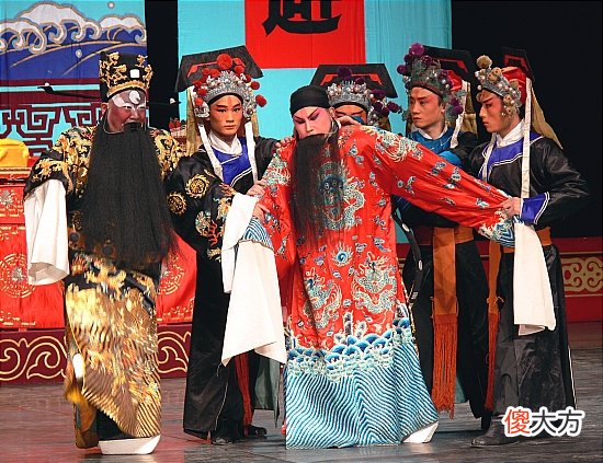 【历史故事】清朝的陈世美被宋朝的包公给斩了，我们骂了多年的“负心汉”陈世美，原型还是个清官，你说他冤不冤