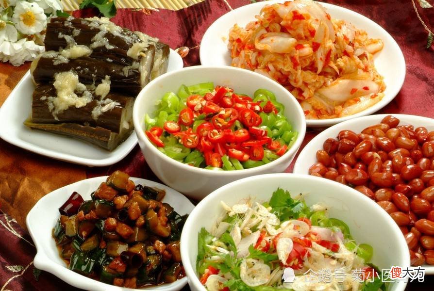 5类食物吃一次相当于吃4个塑料袋，家长却经常给孩子吃