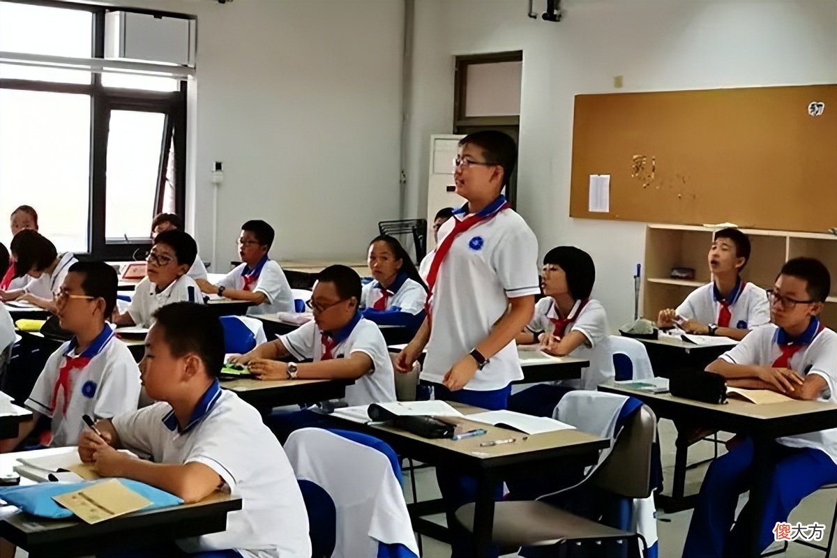 幼儿园识字是在“揠苗助长”？上小学后才发现，提前学的娃有多赚