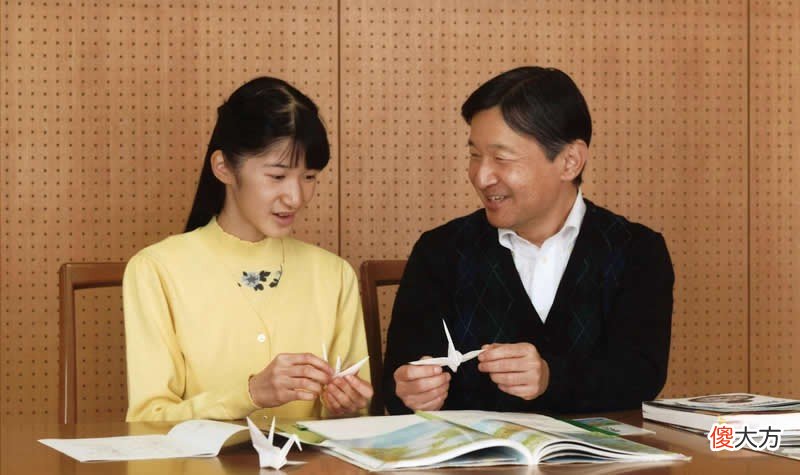 【历史故事】莱昂诺尔公主是未来女王,爱子公主被父亲宠爱,却无法成为女天皇