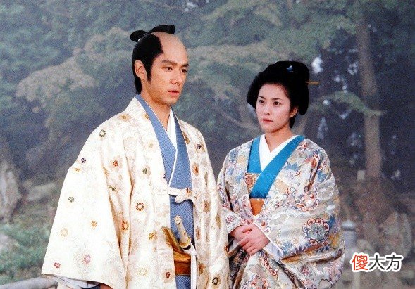 【历史故事】莱昂诺尔公主是未来女王，爱子公主被父亲宠爱，却无法成为女天皇