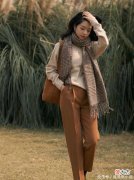 【就爱时尚】时尚博主的早秋穿搭套路，离不开这3件“衣服”，气质女人可照穿