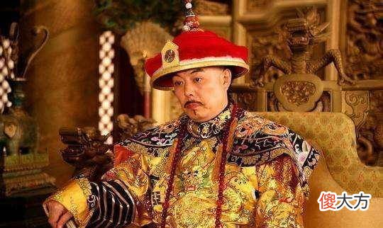 【历史故事】乾隆问了战功赫赫的海兰察与乌尔登一个问题，看他们是如何回答的