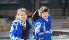 小学生向父母要钱的“申请书”火了，网友：情商实在太高！