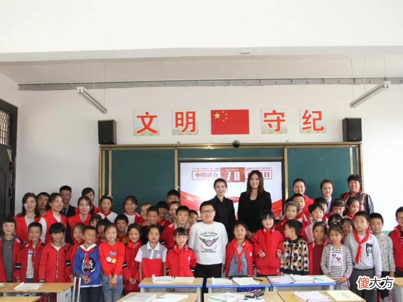 学生遭到校园暴力时，家长要做出正确反应，最好教会孩子4件事
